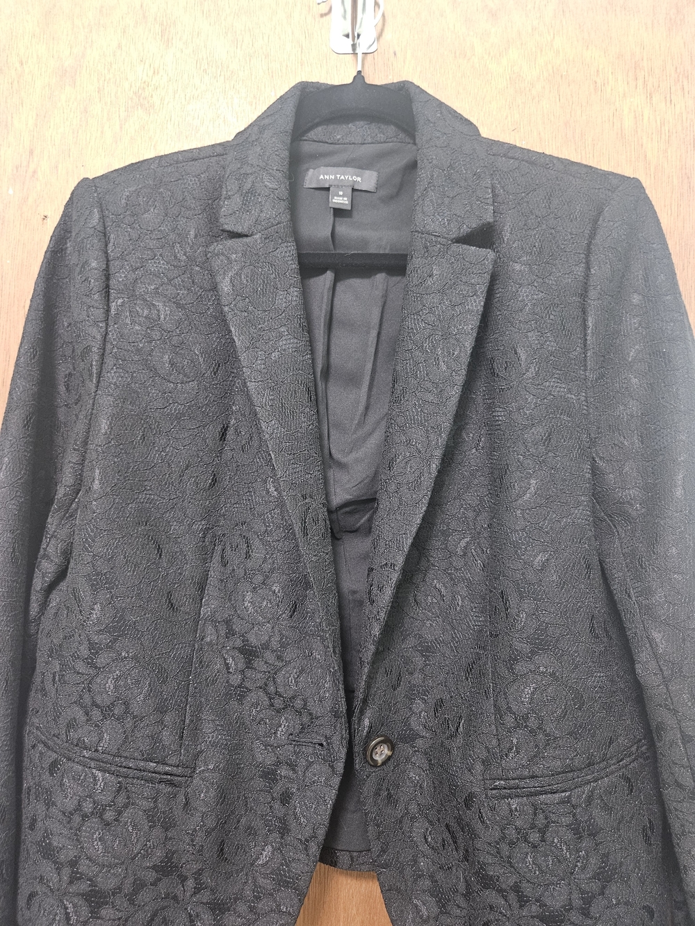 Ann Taylor Black Floral Jacquard Lace Blazer with Notch Lapel